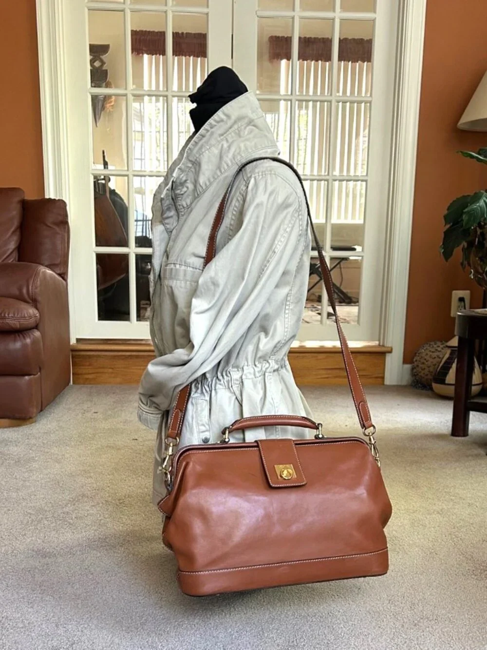 CELINE Smooth Calfskin Doctor Frame Bag British Tan 👜 - Picture 3 of 13
